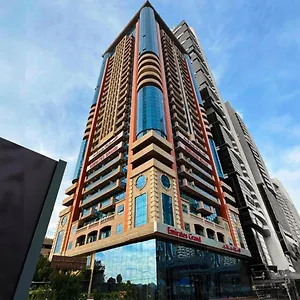 Emirates Grand دبي